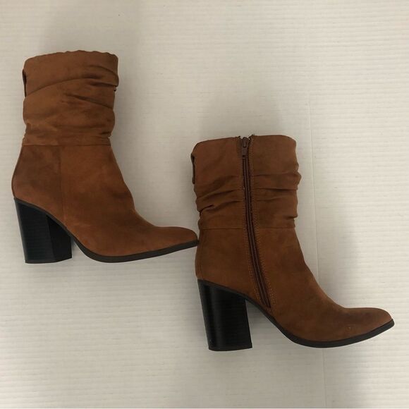 APT. 9 Fabiola Women’s Fashion Slouchy Boots Brown Mid Shalf 3” Heel Siz… - Picture 2 of 8